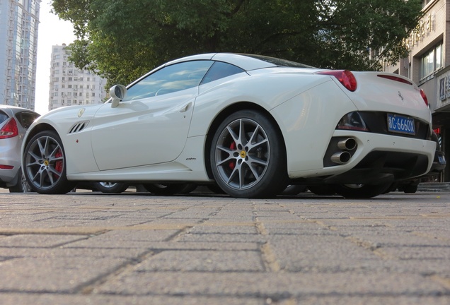 Ferrari California