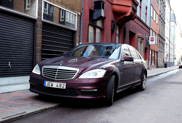 Mercedes-Benz S 63 AMG W221 2011