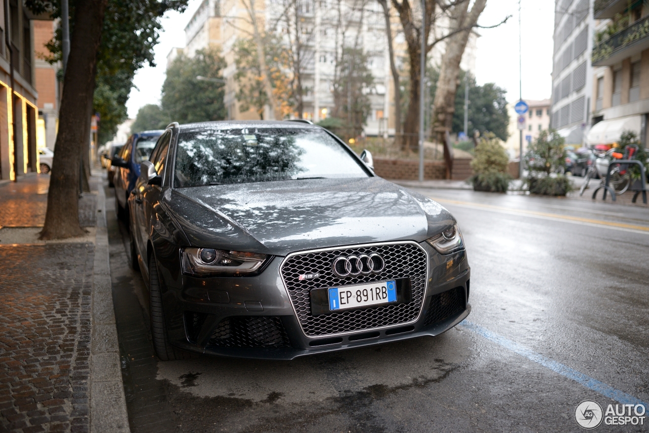 Audi RS4 Avant B8