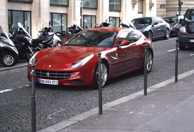 Ferrari FF