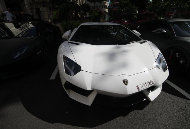 Lamborghini Aventador LP700-4