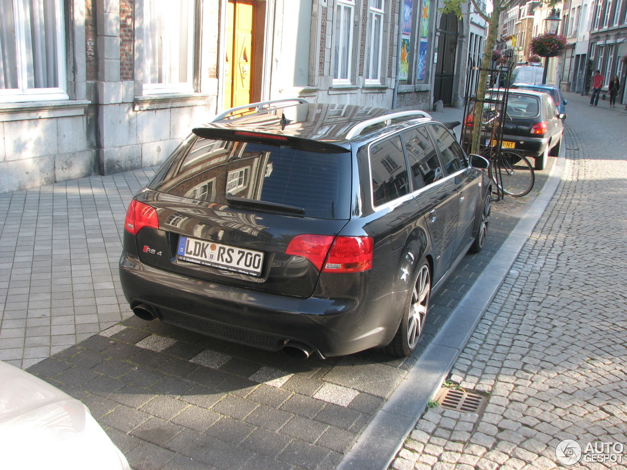 Audi RS4 Avant B7