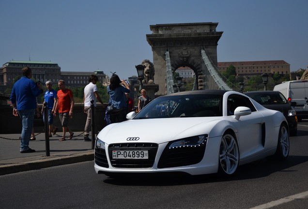 Audi R8