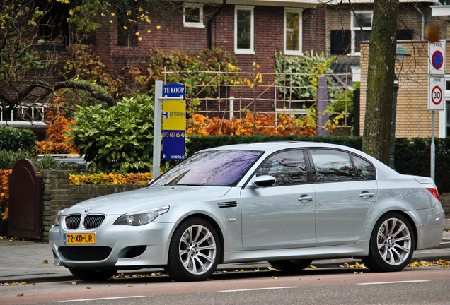 BMW M5 E60 2005