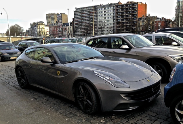 Ferrari FF