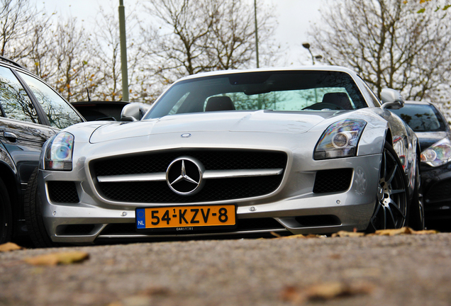 Mercedes-Benz SLS AMG