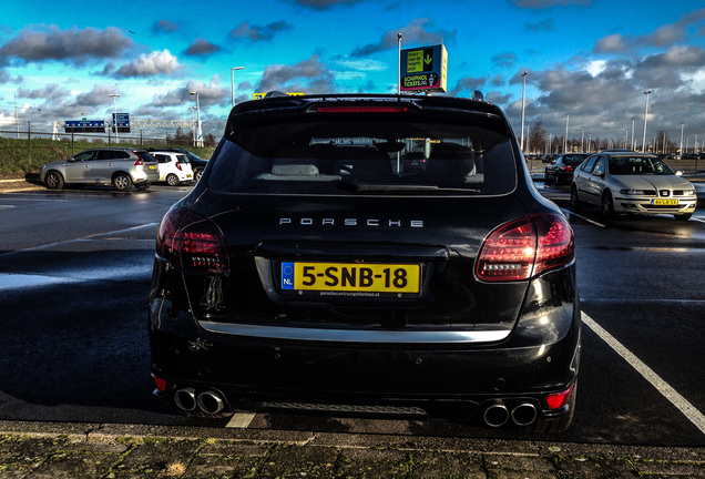 Porsche 958 Cayenne GTS