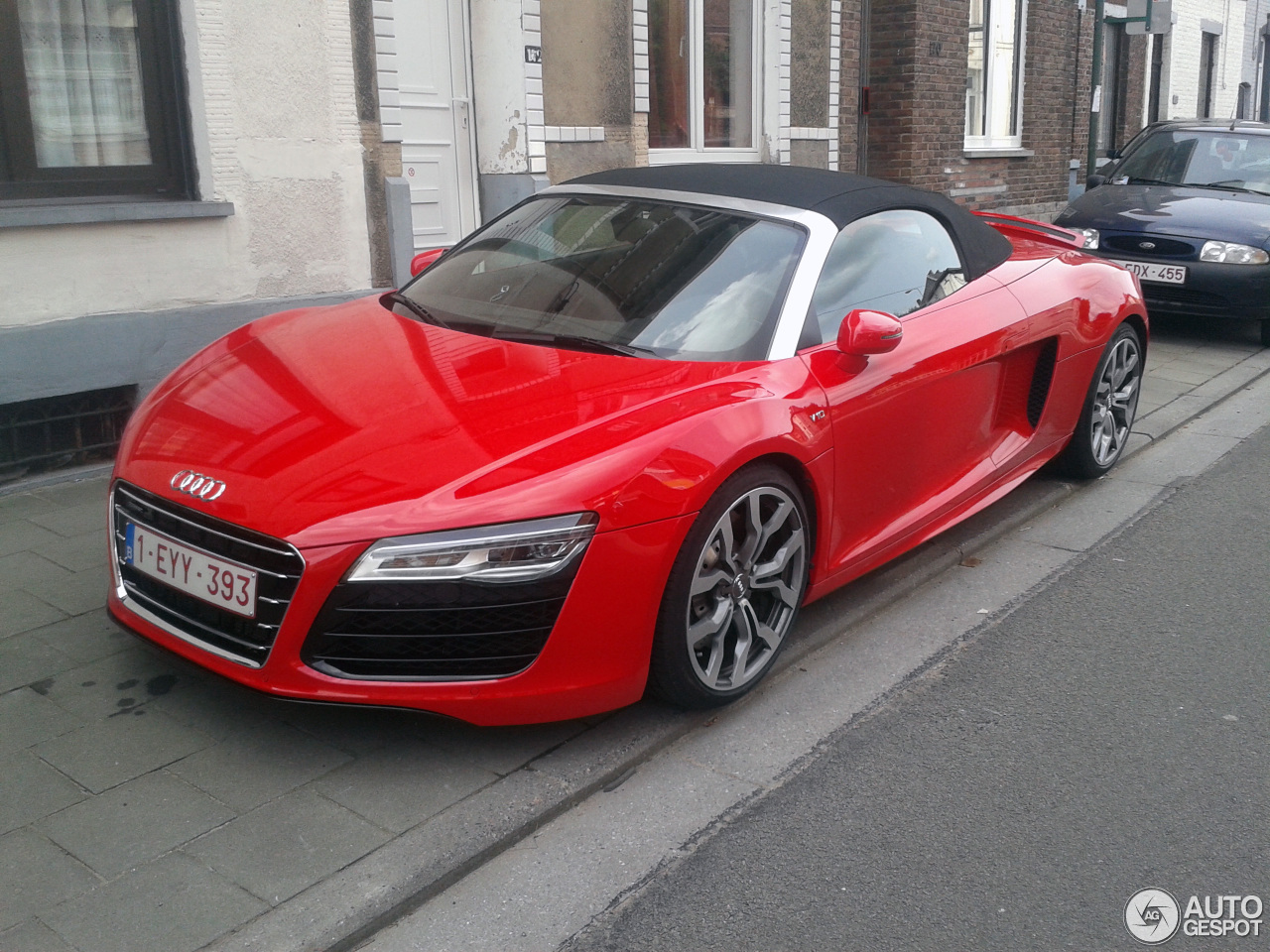 Audi R8 V10 Spyder 2013