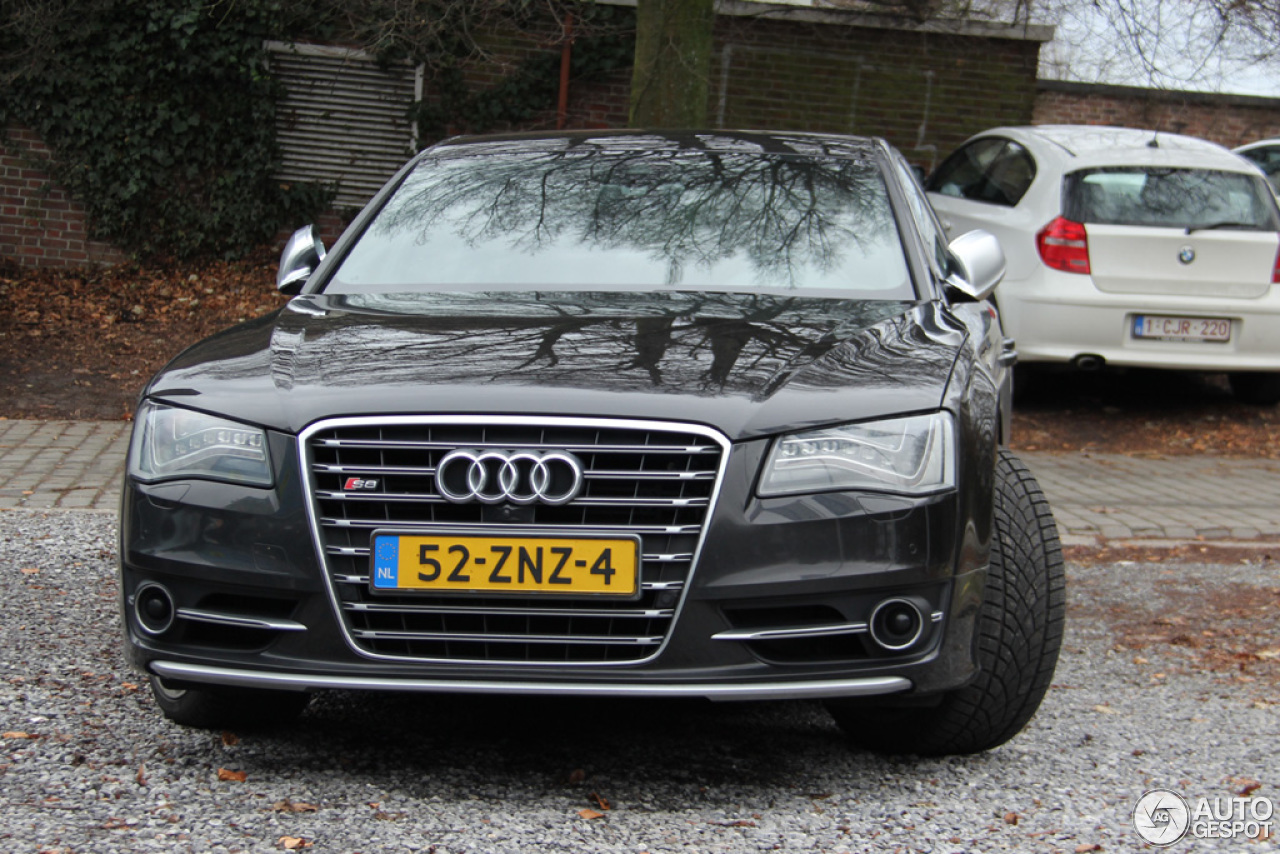 Audi S8 D4