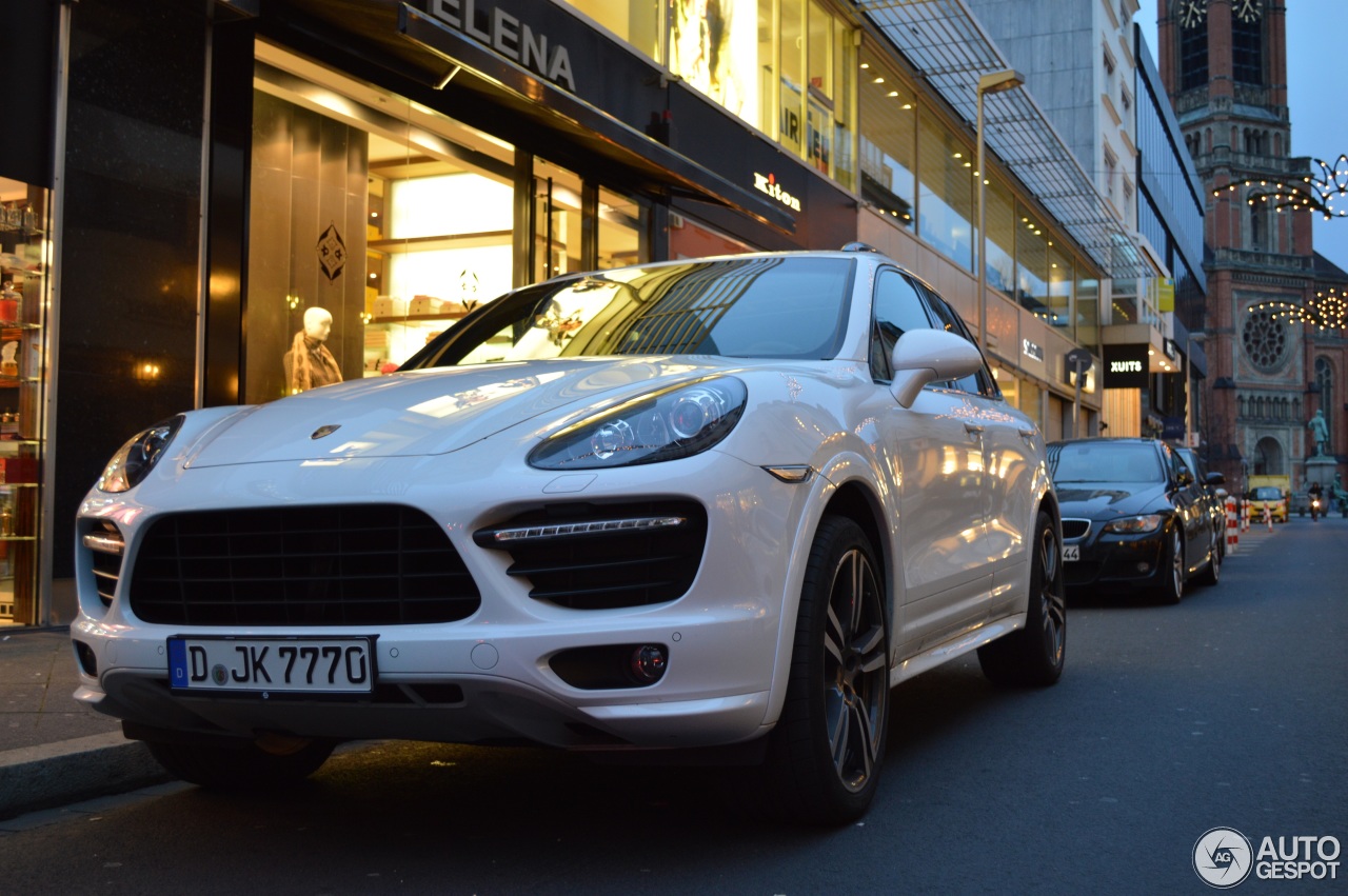 Porsche 958 Cayenne GTS