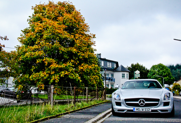 Mercedes-Benz SLS AMG