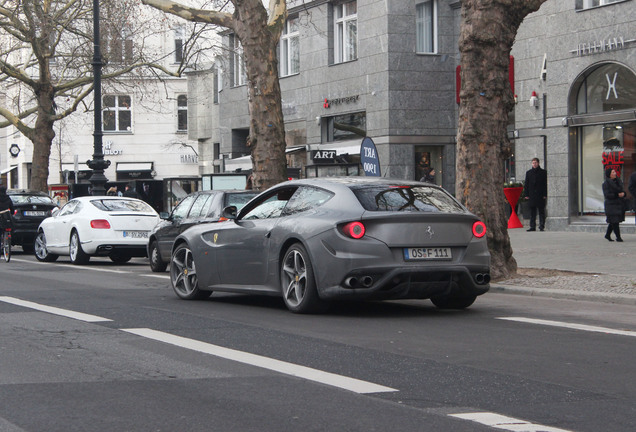 Ferrari FF