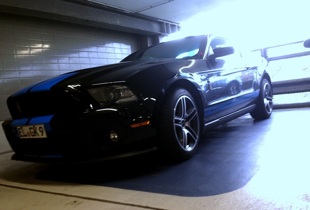 Ford Mustang Shelby GT500 2010