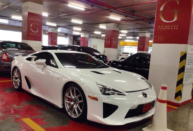 Lexus LFA