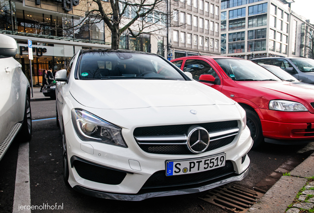 Mercedes-Benz CLA 45 AMG C117