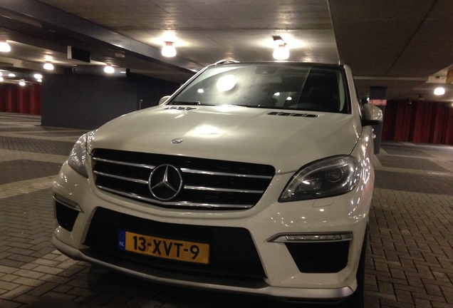 Mercedes-Benz ML 63 AMG W166