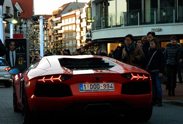 Lamborghini Aventador LP700-4