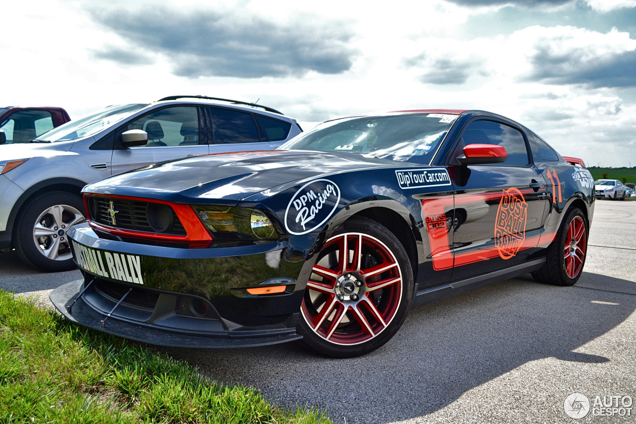 Ford Mustang Boss 302 Laguna Seca 2012