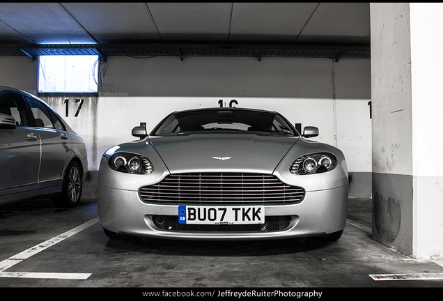 Aston Martin V8 Vantage