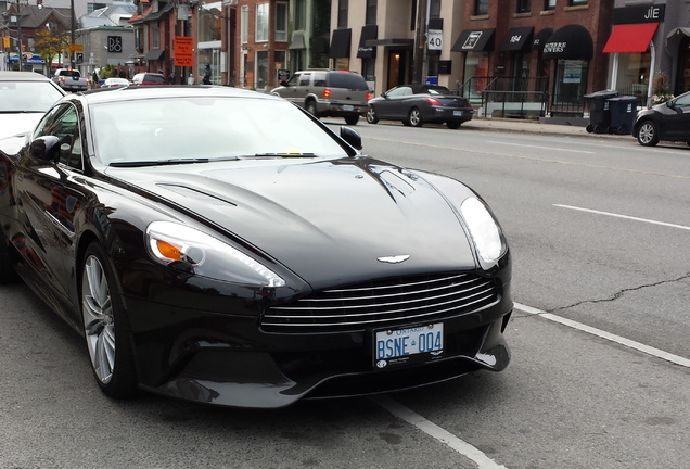 Aston Martin Vanquish 2013