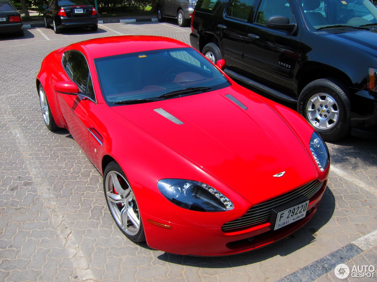 Aston Martin V8 Vantage