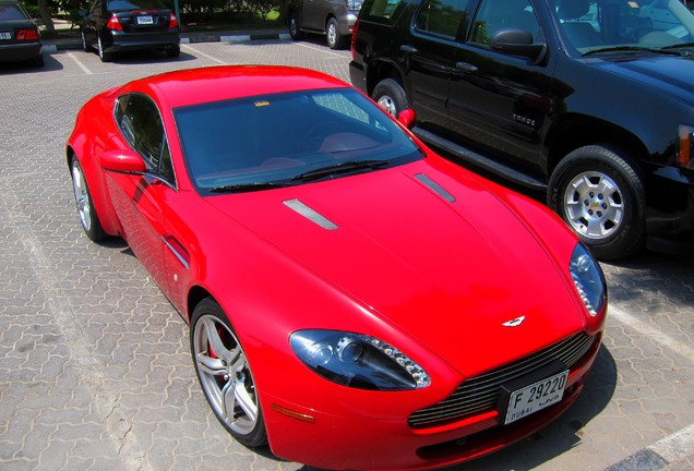 Aston Martin V8 Vantage