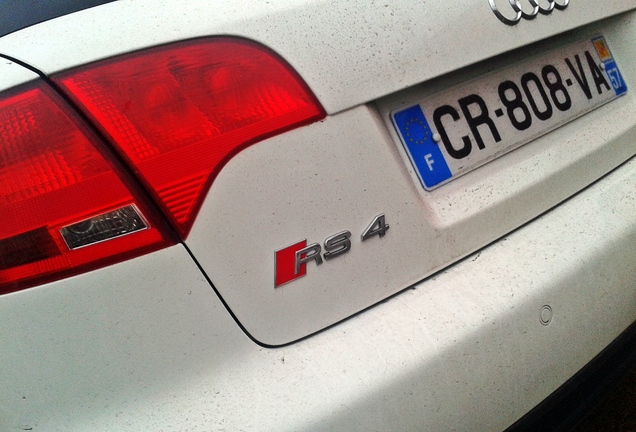 Audi RS4 Avant B7