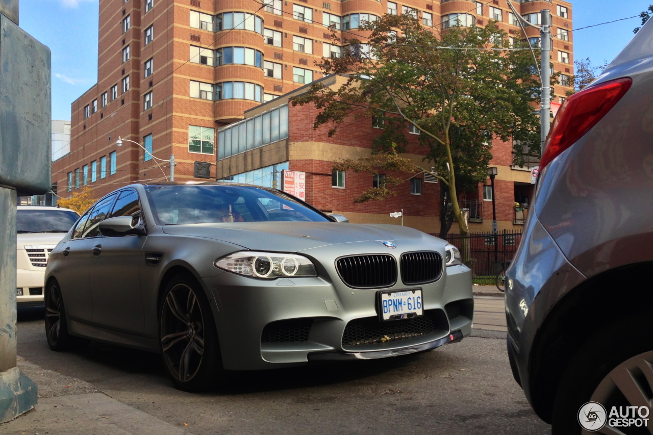 BMW M5 F10 2011