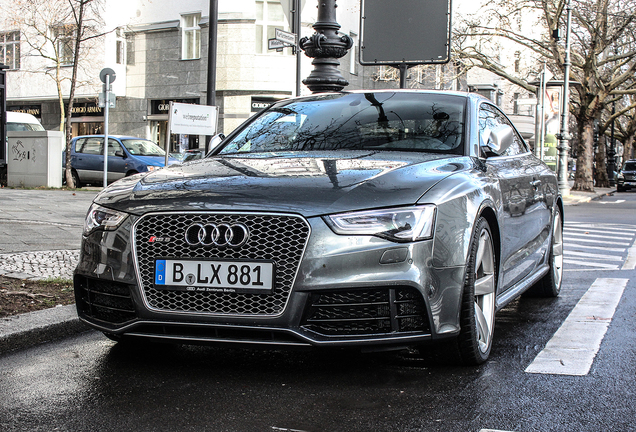 Audi RS5 B8 2012