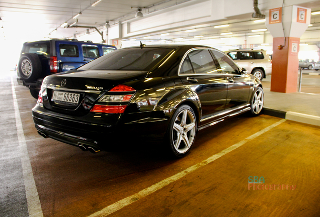 Mercedes-Benz S 63 AMG W221