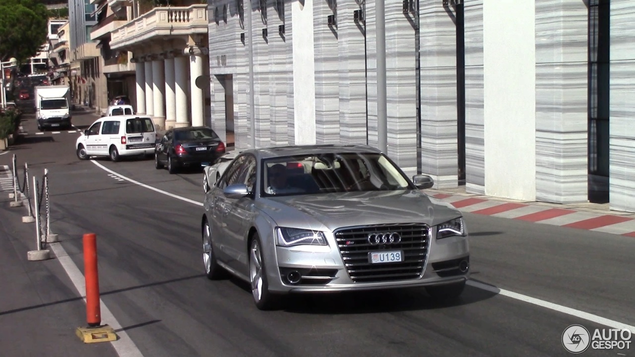 Audi S8 D4