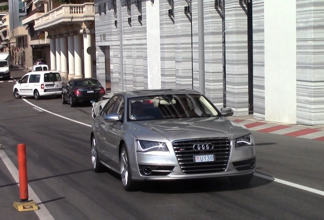 Audi S8 D4