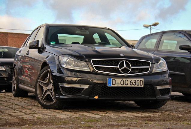 Mercedes-Benz C 63 AMG W204 2012