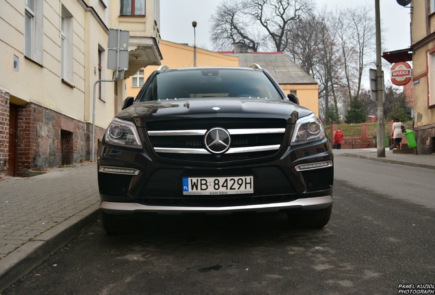 Mercedes-Benz GL 63 AMG X166