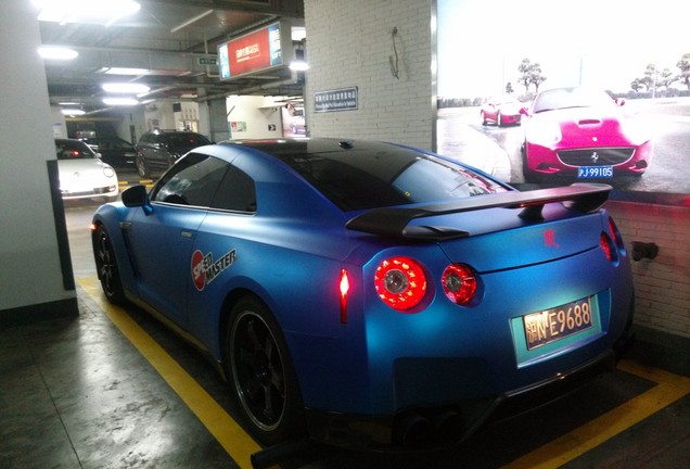 Nissan GT-R 2012