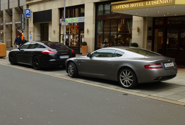 Aston Martin DB9