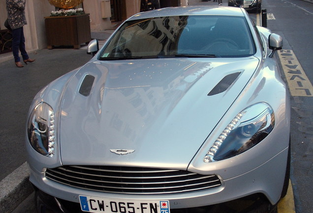 Aston Martin Vanquish 2013