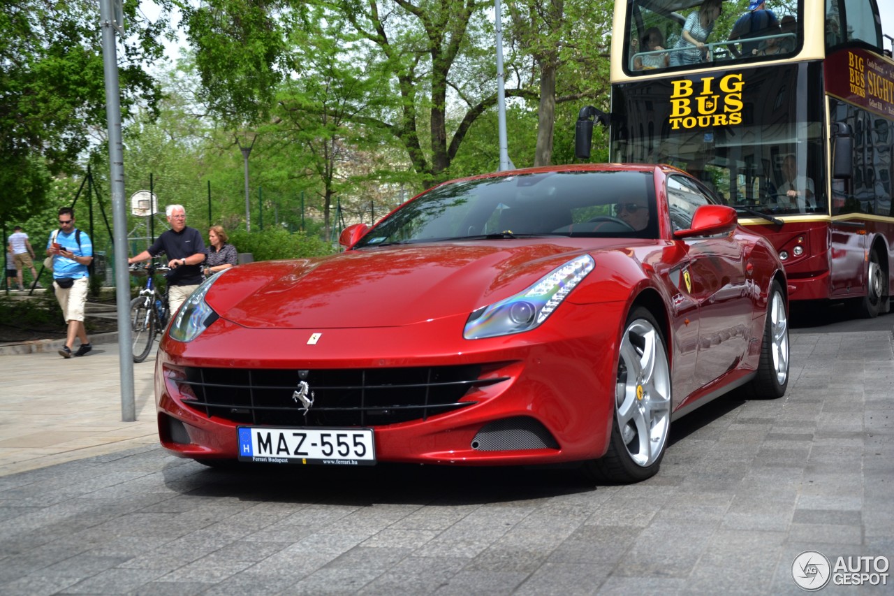 Ferrari FF