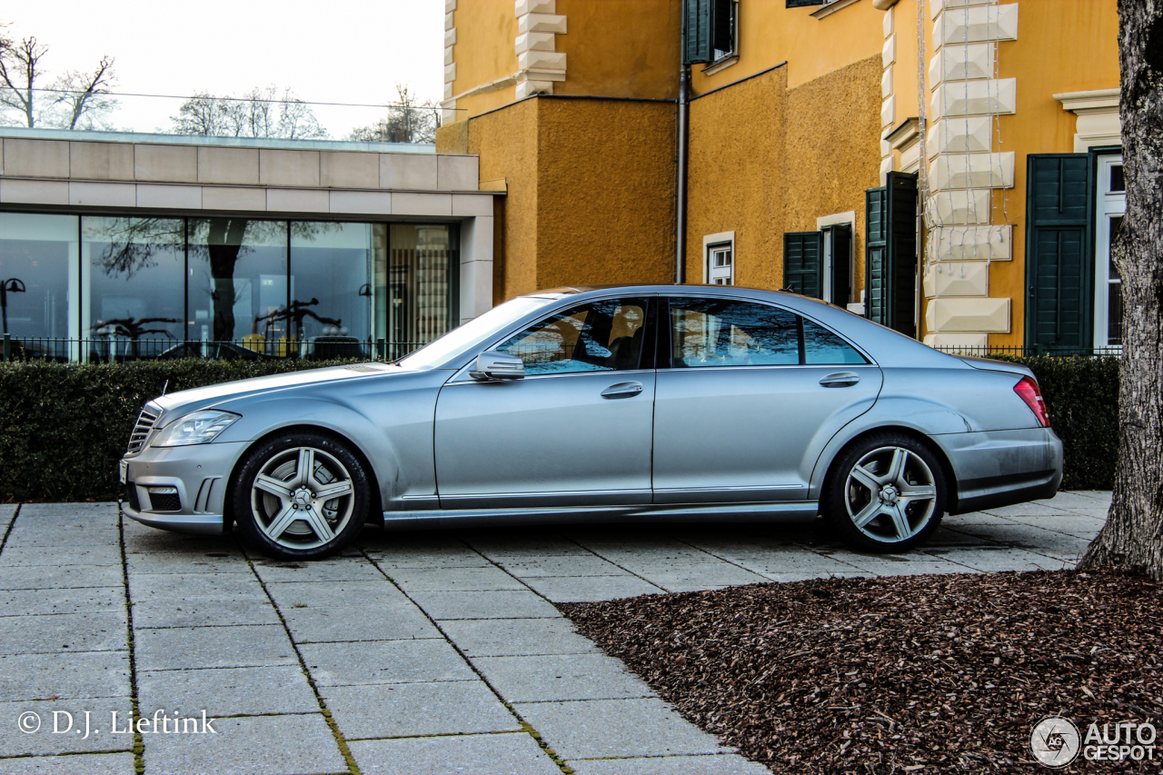 Mercedes-Benz S 63 AMG W221 2010