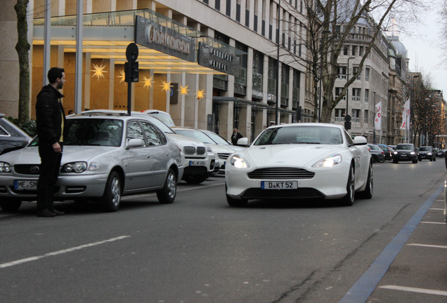 Aston Martin Virage 2011