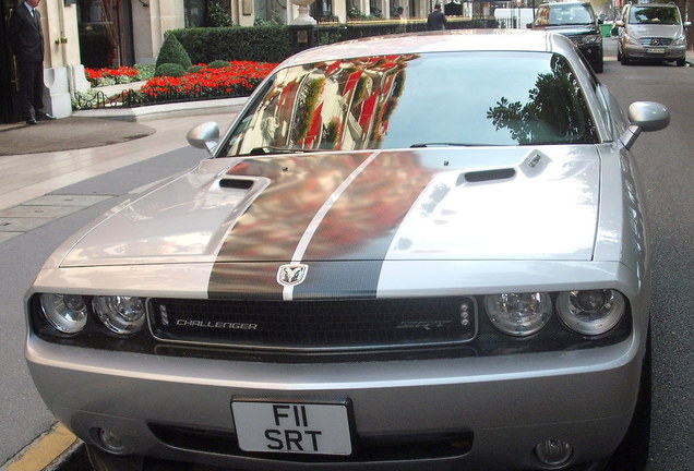 Dodge Challenger SRT-8