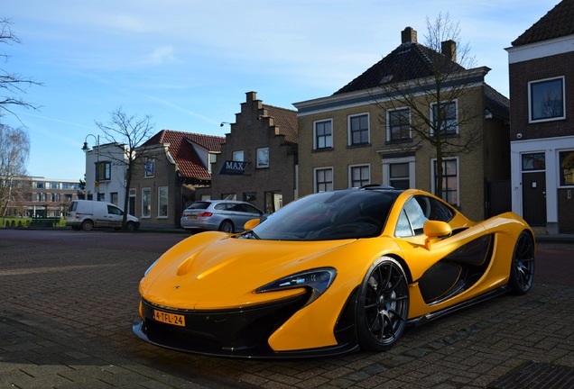 McLaren P1