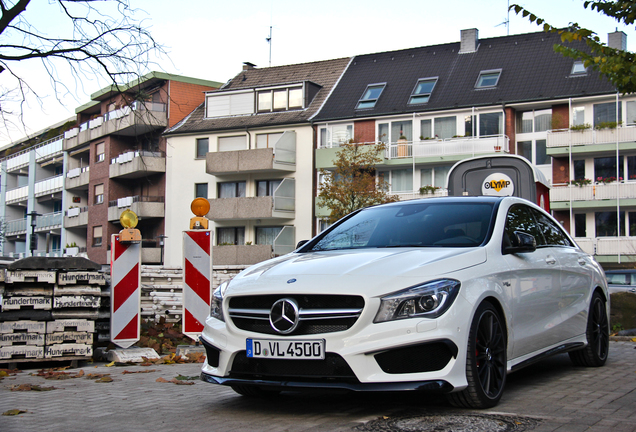 Mercedes-Benz CLA 45 AMG C117