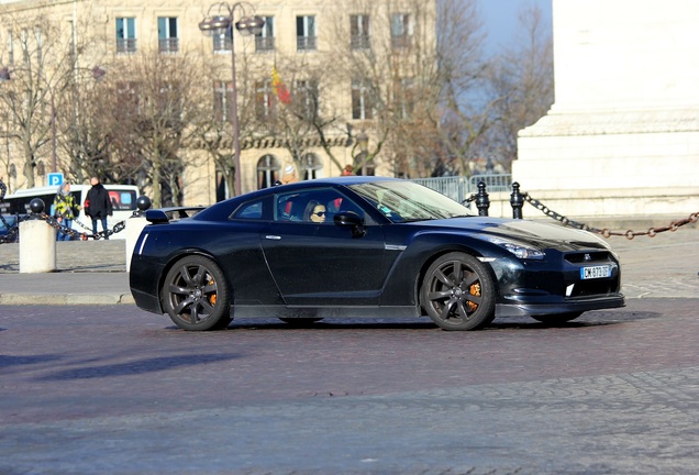 Nissan GT-R