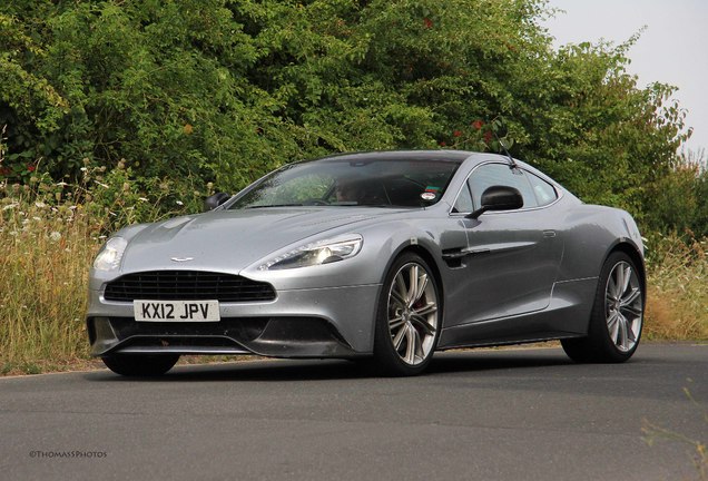 Aston Martin Vanquish 2013