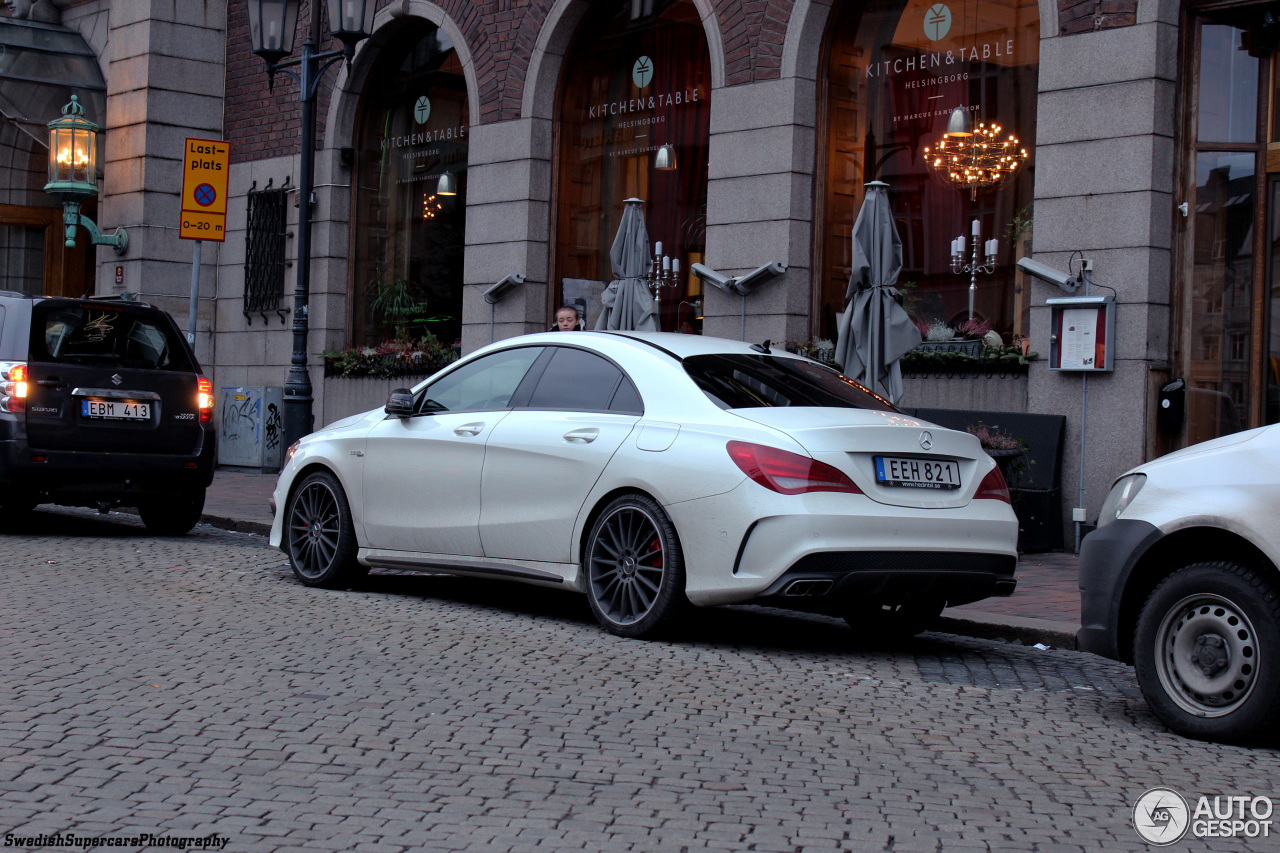 Mercedes-Benz CLA 45 AMG C117