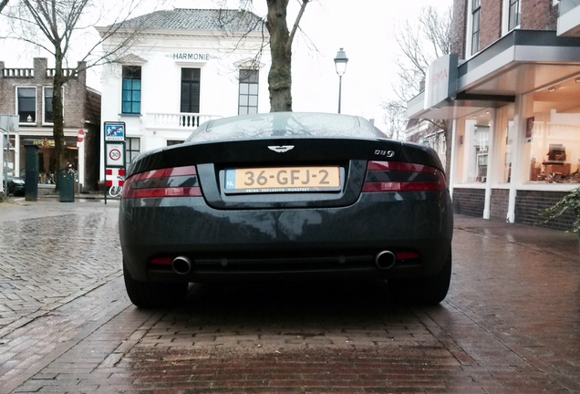 Aston Martin DB9