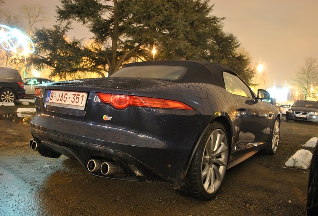 Jaguar F-TYPE S V8 Convertible