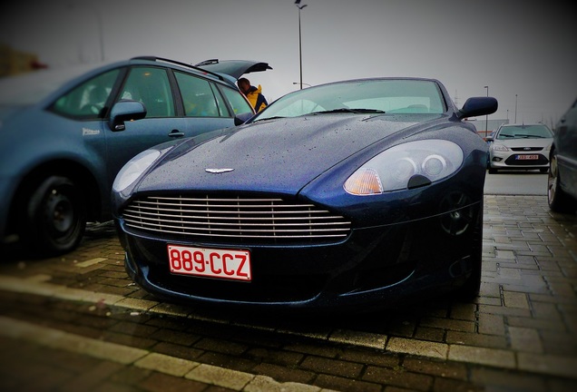 Aston Martin DB9