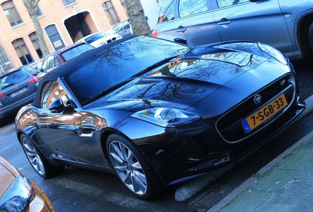 Jaguar F-TYPE S Convertible